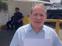 Machado will ihm das Land zeigen: Venezolanischer Oppositionspolitiker Guanipa aus Haft entlassen